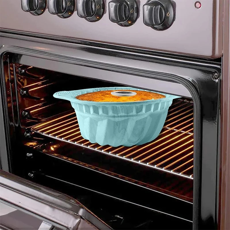 LMETJMA 9.5 Inch Silicone Fluted Pans Non-stickFluted Cake Pan with Sturdy Handle Kitchen Bundt Cake Baking Molds JT366